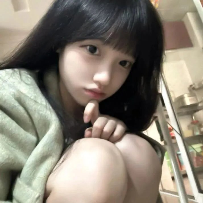 红色背篓